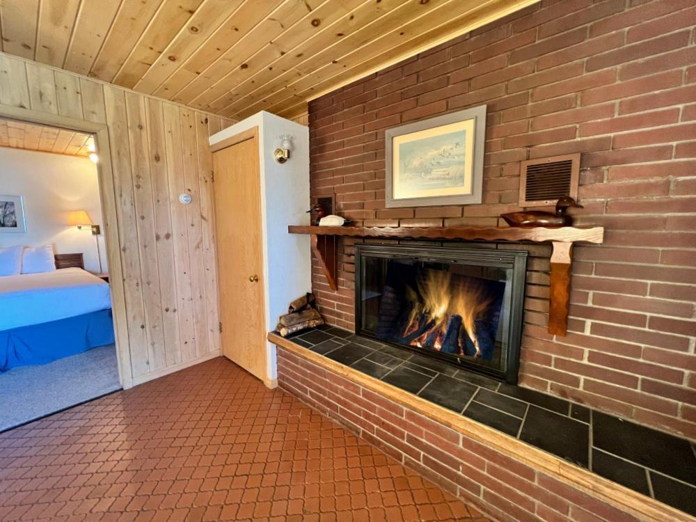 Thomsonite Inn On Lake Superior Grand Marais Exterior foto